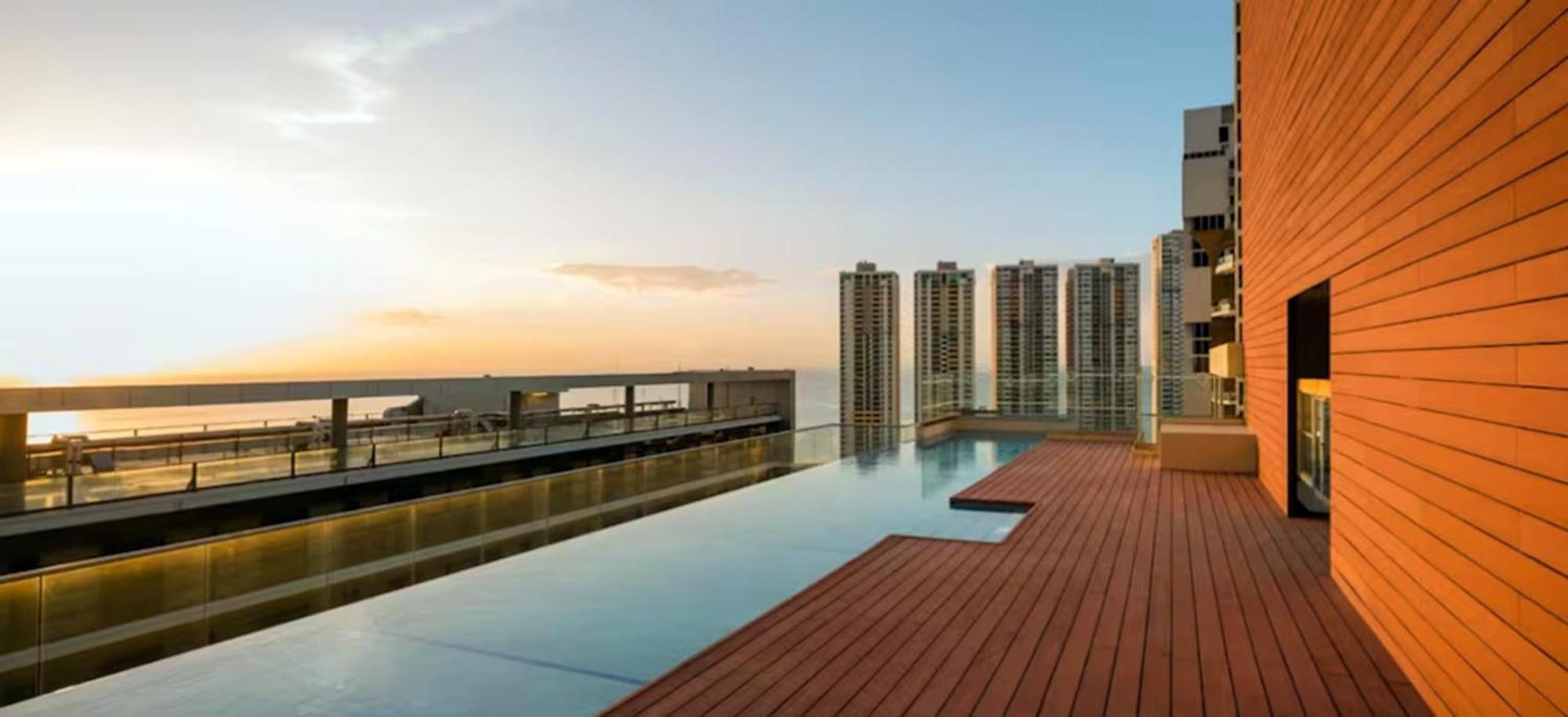 Apartment Luxury & Comfy Center - Ph Quartier Atlapa
